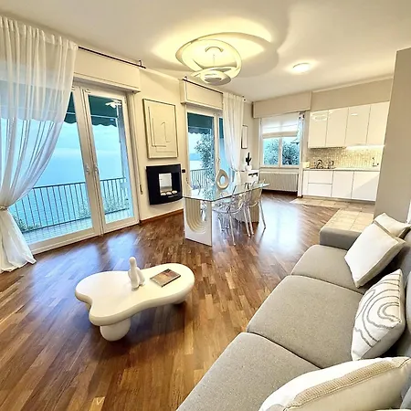 Appartamento La Finestra Sul Mare - Luxury Riviera Experience *